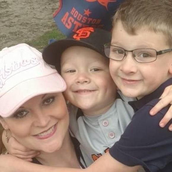 Meet your Posher, Jenni - Picture 1 of 1